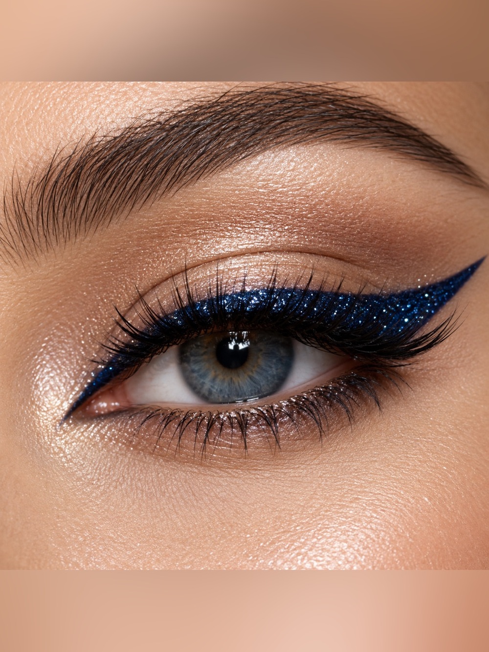 Dark blue Glitter Eyeliner - NEW SEALED NWT cosmetics